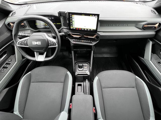 Dacia DUSTER 1.6 Hybrid 140 Extreme Automaat / Fabrieksgarantie tot 05-2028 < 100.000km** / Stuur- en stoelverwarming / Voorruitverwarming / Navigatie via Apple Carplay Android / 17" LM wielen /