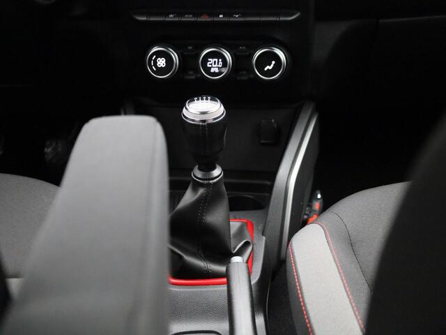 Dacia DUSTER 1.3 TCe Tech Road | Camera | Blind Spot Warning | Climate Control | Full-Map Navigatie | Cruise Control & Snelheidsbegrenzer | Automatische Verlichting | DAB-Radio | Apple Carplay & Android Auto