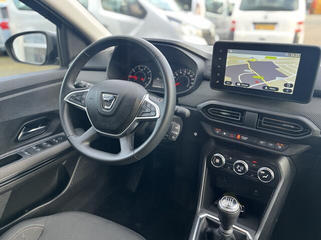 Dacia Jogger 1.0 TCe 110 Extreme 7p. Camera Cruise control Stoelverwarming 1e eigenaar Apple Carplay/Android Auto