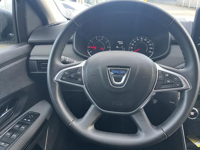 Dacia Jogger 1.0 TCe 110 Extreme 7p. Camera Cruise control Stoelverwarming 1e eigenaar Apple Carplay/Android Auto