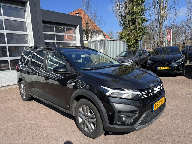 Dacia Jogger 1.0 TCe 100 ECO-G Expression 7p+Trekhaak!!