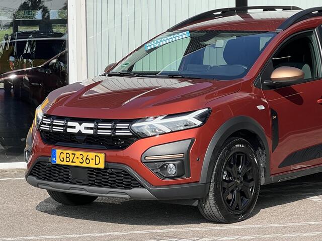 Dacia Jogger 1.6 Hybrid 140 Extreme 7p. | Navigatie | Achteruitrijcamera | DAB | Climate Control | Key-less | LED | Parkeersensoren | Cruise Control | Lichtmetaal |