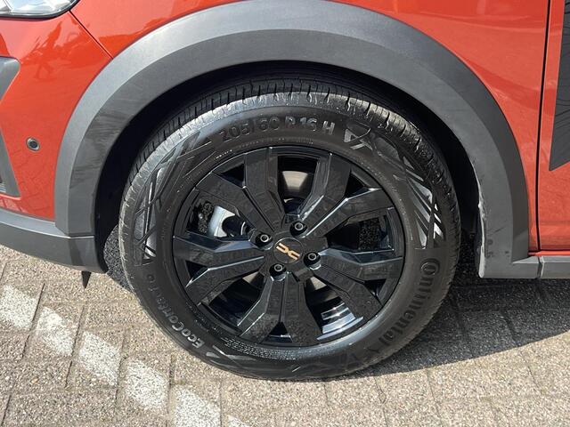 Dacia Jogger 1.6 Hybrid 140 Extreme 7p. | Navigatie | Achteruitrijcamera | DAB | Climate Control | Key-less | LED | Parkeersensoren | Cruise Control | Lichtmetaal |