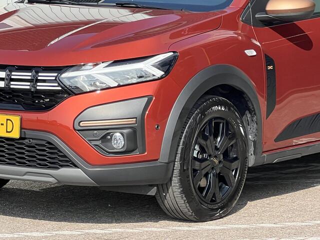 Dacia Jogger 1.6 Hybrid 140 Extreme 7p. | Navigatie | Achteruitrijcamera | DAB | Climate Control | Key-less | LED | Parkeersensoren | Cruise Control | Lichtmetaal |