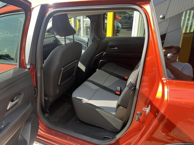 Dacia Jogger 1.6 Hybrid 140 Extreme 7p. | Navigatie | Achteruitrijcamera | DAB | Climate Control | Key-less | LED | Parkeersensoren | Cruise Control | Lichtmetaal |