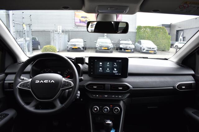 Dacia Jogger TCe 110 Extreme | 7 PERSOONS | CAMERA | NAVI | STOELVERWARMING | APPLECARPLAY/ANDROIDAUTO | CRUISE CONTROL | CLIMATE CONTROL | PDC | LMV
