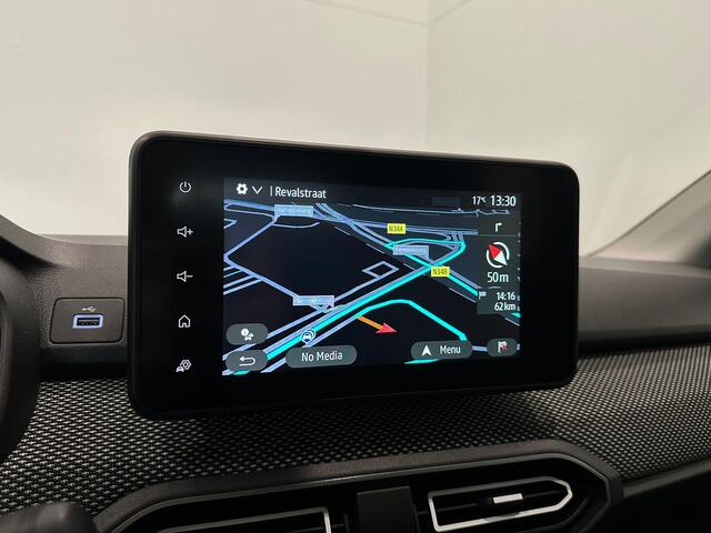 Dacia Jogger 1.0 TCe 110 Extreme 7p. | 7-persoons | Navigatie | Dodehoekdetectie | Parkeersensoren voor, achter en achteruitrijcamera | Apple Carplay/Android Auto