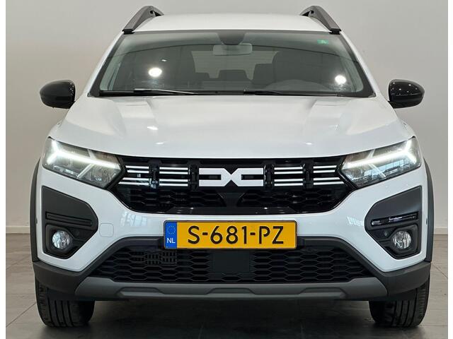 Dacia Jogger 1.0 TCe 110 Extreme 7p. | 7-persoons | Navigatie | Dodehoekdetectie | Parkeersensoren voor, achter en achteruitrijcamera | Apple Carplay/Android Auto