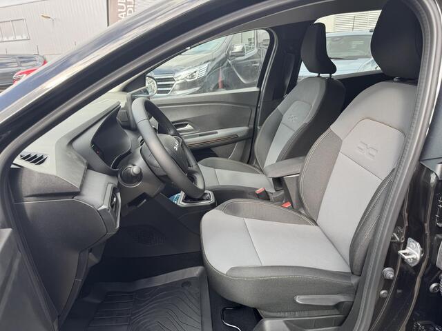 Dacia Jogger 1.6 Hybrid 140 Extreme 7p. / NAVIGATIE / STOELVERWARMING / ACHTERUITRIJ CAMERA /