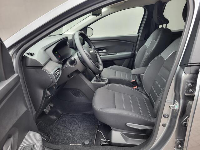 Dacia Jogger 1.6 Hybrid 140 Expression 7p. Automaat / 7- persoons / Pack Assist / Achteruitrijcamera / Verwarmde voorstoelen / Automatische airco