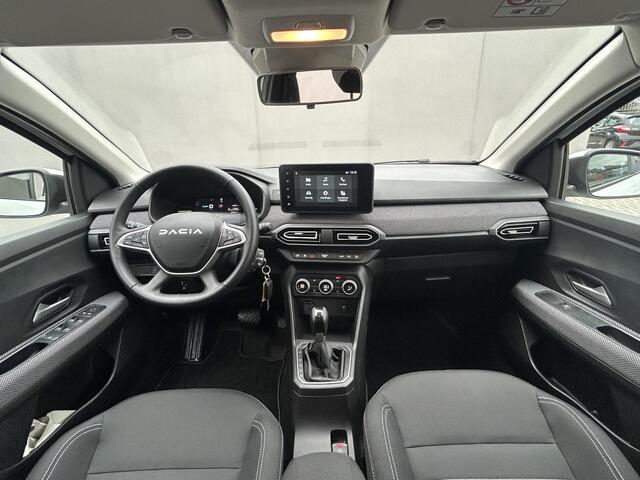 Dacia Jogger 1.6 Hybrid 140 Expression 7p. Automaat / 7 Zitplaatsen / Pack Assist / Stoelverwarming / Achteruitrijcamera / Apple carplay /