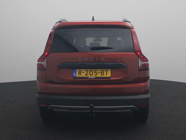 Dacia Jogger TCe 110 Comfort 5p. | Elektronisch geregelde airconditioning | Media Nav EU met Apple CarPlay & Android Auto | Pack Assist met sensoren v+a en achteruitrijcamera | Trekhaak |