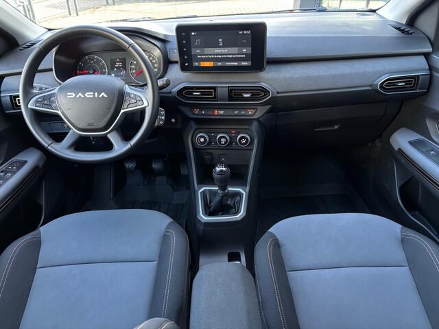 Dacia Jogger 1.0 TCe 100 Extreme 7 P. Camera 5.000 km