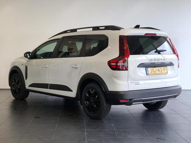 Dacia Jogger 1.6 Hybrid 140 Extreme 7p. APPLE CARPLAY & ANDROID AUTO | STOELVERWARMING | DODEHOEK ASSISTENT | ACHTERUITRIJCAMERA | PARKEERSENSOREN VOOR & ACHTER |