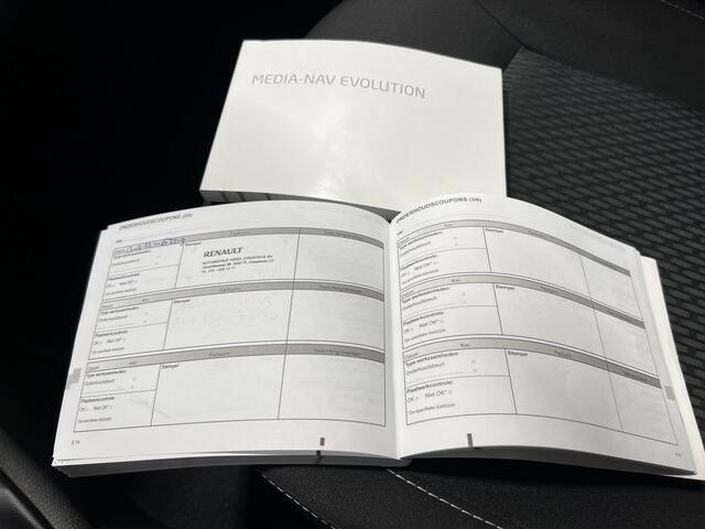 Dacia SANDERO 0.9 TCe Laureate | Navigatie | LM Velgen 15" | Airco | Radio/CD/MP3 | Elektrische Ramen Voor |