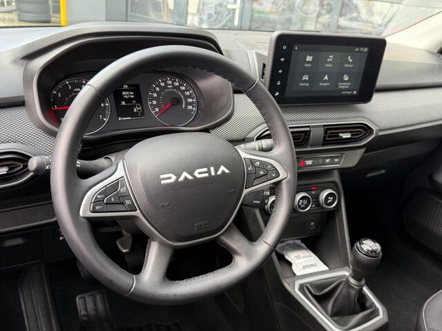 Dacia SANDERO Stepway 1.0 TCe 90 Expression Camera Navi Keyless