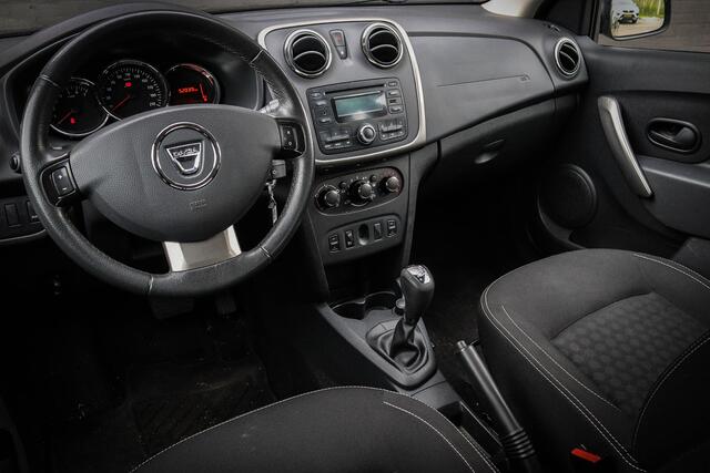 Dacia SANDERO 0.9 TCe SL Royaal Net binnen; wordt nog showroom klaargemaakt