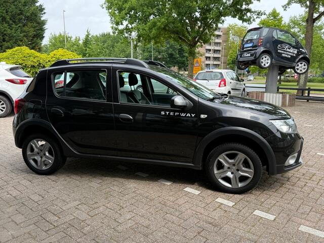 Dacia SANDERO 0.9 TCE Stepway Laureate Navi Camera Airco Cruise
