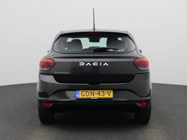 Dacia SANDERO 1.0 TCe 90 Expression | PDC Achter | Licht- en Regensensor | Cruise Control & Snelheidsbegrenzer | LED-Verlichting | Airconditioning | DAB-Radio | Apple Carplay & Android Auto