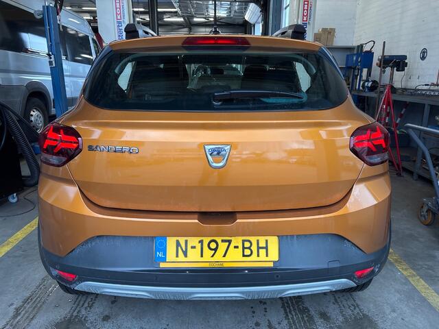 Dacia SANDERO Stepway 1.0 TCe 100 Bi-Fuel, Camera! Carplay! VERWACHT!!