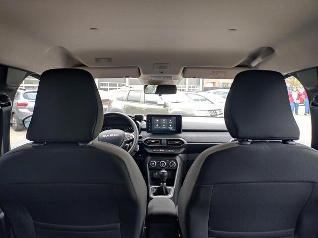 Dacia SANDERO Stepway 1.0 TCe 100 ECO-G / PARKEERSENSOREN V + A INCL. CAMERA / CLIMATE CONTROL / HANDSFREE CARD / APPLE & ANDROIDCARPLAY / DODE HOEK WAARSCHUWING