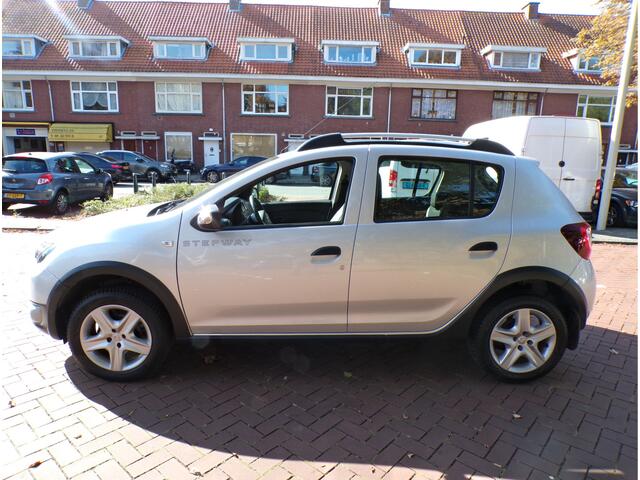 Dacia SANDERO 0.9 TCe Stepway Lauréate NL AUTO ORG KM NAP.....