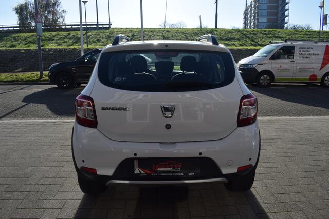 Dacia SANDERO 0.9 TCe S&S Stepway Lauréate PDC Navi Cruise Airco