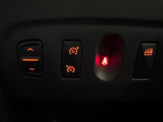 Dacia SANDERO 0.9 TCe Easy-R Stepway LaurÃ©ate ? AUTOMAAT / AIRCO / NAVI / CRUISE /