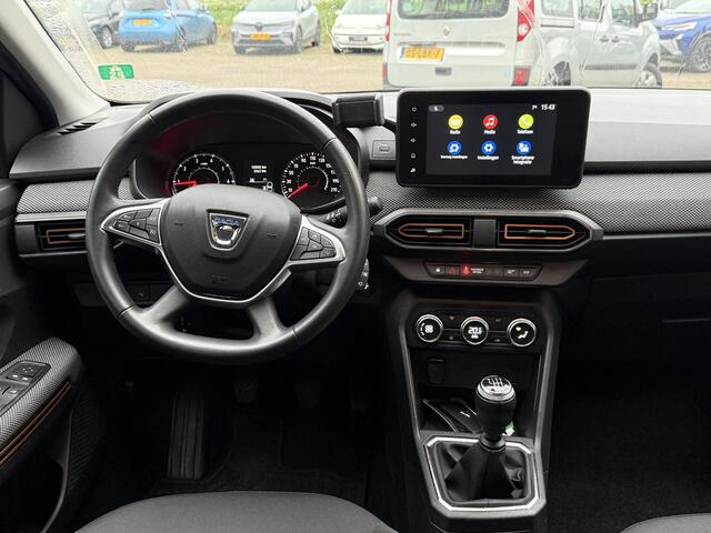 Dacia SANDERO Stepway 1.0 TCe 100 Bi-Fuel Comfort | Trekhaak | NAP | Achteruitrijcamera | Climate Control | Key-less | DAB | LED | Cruise Control | Lichtmetaal |