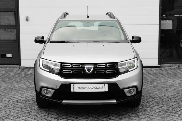 Dacia SANDERO 0.9 TCe Easy-R Stepway Serie Limitee 15th Anniv. | AUTOMAAT | Camera achter | ECC | NAVI | | incl. Bovag rijklaarpakket met 12 maanden garantie |