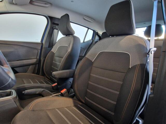 Dacia SANDERO Stepway Expression | AUTOMAAT | NAVIGATIE | ACHTERUITRIJCAMERA