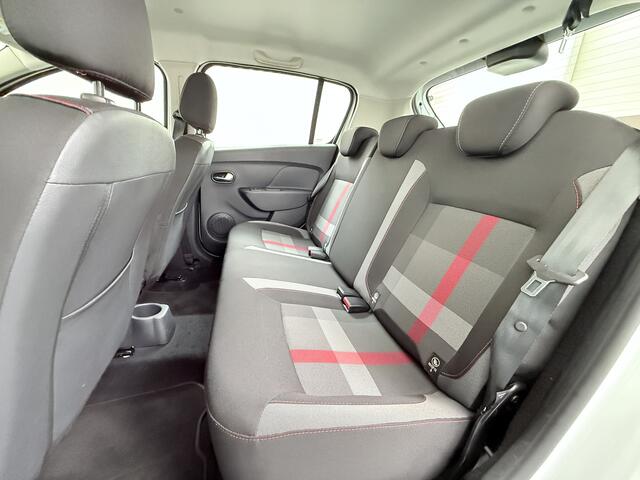 Dacia SANDERO 0.9TCe 90PK 5Drs Navi Ecc Pdc Apple Carplay Android Auto Cruise Control Tech Road Bluetooth Lmv 16" DAB+ 1e Eigenaar Origineel Nederlandse Auto