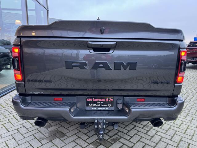Dodge 1500 Ram Laramie Night | Pano | H&K | Uitlaatklep