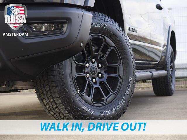 Dodge 1500 RAM | Rebel | Premium | 4x4 | Crew Cab | 3.0L Twin-turbo I6 | SST | 14,4 inch Touchscreen | 10,2 inch Passenger Screen | Harman Kardon | INCL BPM-VOORDEEL Getoonde accessoires zijn verkrijgbaar tegen meerprijs