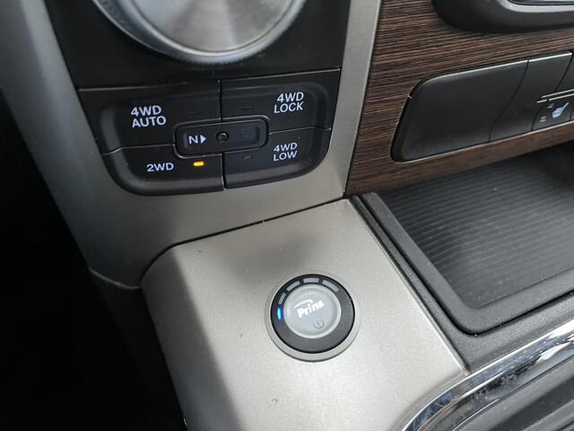 Dodge 1500 Ram 5.7 V8 4x4 Crew Cab 5.7 Laramie Ecc/Leer/Navi/Dak/Cover