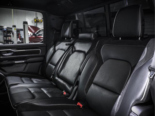 Dodge 1500 Ram Laramie | 5.7 V8 4x4 Crew Cab