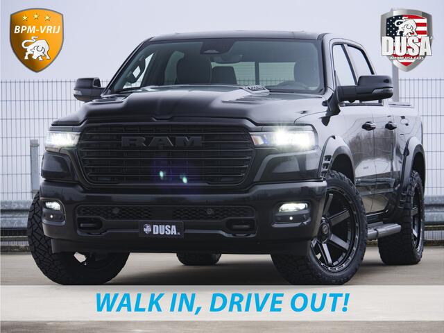 Dodge 1500 RAM | Laramie | Night Edition | 3.0L I6 Hurricane | Crew Cab | 4X4 | INCL BPM-VOORDEEL | Niveau regeling | 14,4-inch Touchscreen | Passenger Display | Getoonde accessoires zijn verkrijgbaar tegen meerprijs