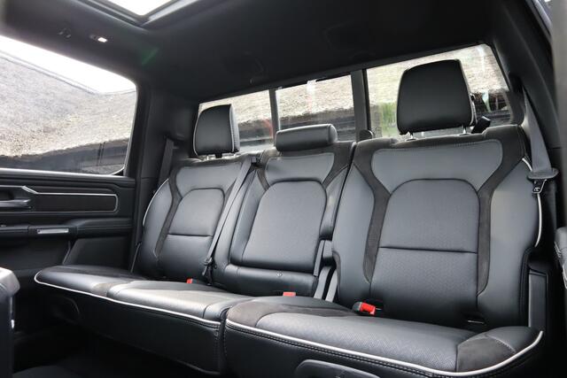 Dodge 1500 Ram 2025 3.0L HURRICANE LARAMIE SPORT | BPM VRIJ | NIEUW