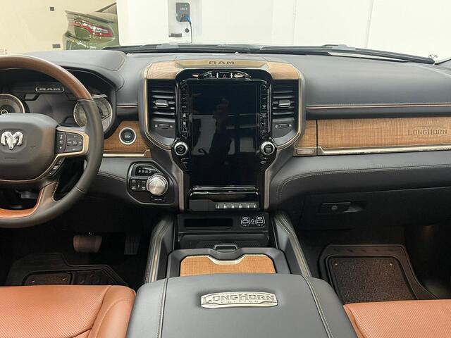 Dodge 1500 Ram 5.7 V8 4x4 Limited Longhorn 5JAAR GARANTIE