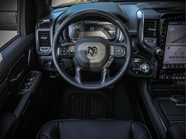 Dodge 1500 Ram Limited Night | Nieuw geleverd en onderhouden