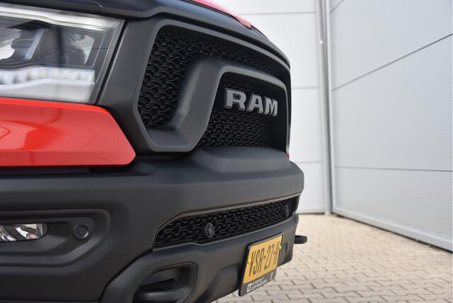 Dodge 1500 Ram 5.7 V8 4x4 Crew Cab Rebel GT