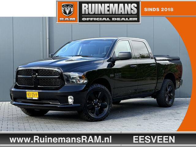 Dodge 1500 RAM 5.7 V8 CLASSIC NIGHT 4x4 / LEDER / BPM VRIJ / 1e EIG. / CAMERA / 6-PERS / NAVI / 3.5T TREKHAAK