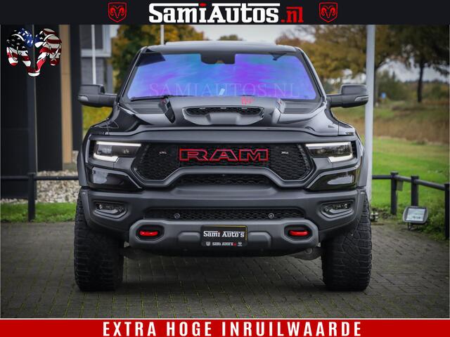 Dodge 1500 RAM TRX 702 PK 6.2 V8 | RED LINE | HELLCAT | RODE STIKSELS | BOM VOL | 4x4 Crew Cab | DUBBELE CABINE DC | 5 PERSOONS | DIAMOND BLACK PEARL | EERSTE EIGENAAR | TOP STAAT |