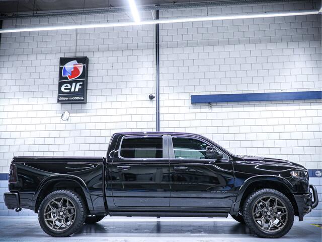 Dodge 1500 Ram Crew Cab Limited Night Custom built! | 5.7L V8 Hemi | Custom uitlaat