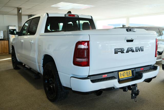 Dodge 1500 Ram 5.7 V8 4x4 Crew Cab Laramie Apple carplay, 22"inch, Groot scherm, 310L LPG!