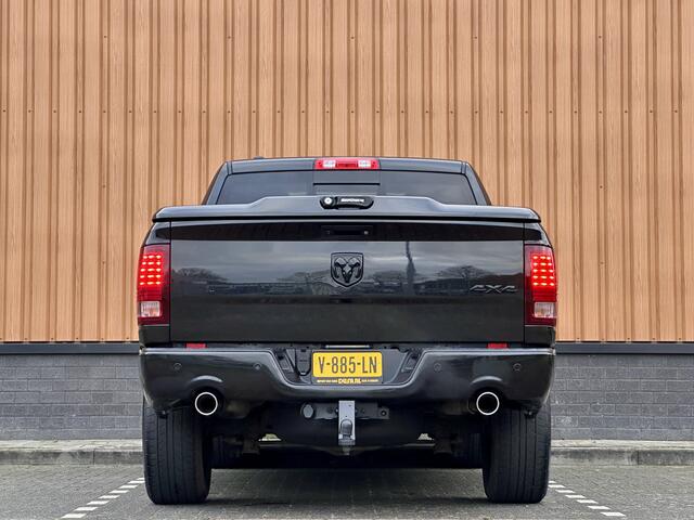 Dodge 1500 Ram 5.7 V8 4x4 Quad Cab 6'4 Sport | LPG | Panoramadak | Stoelventilatie/Verwarming | Parkeersensoren | Achteruitrijcamera | Stuurverwarming | Cruise Control