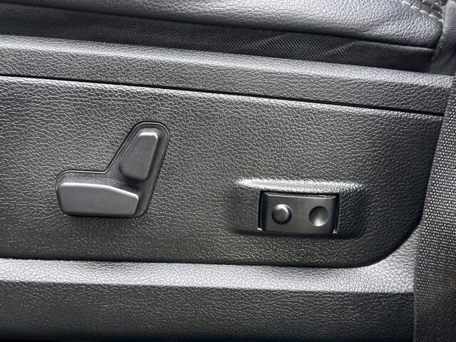 Dodge 1500 Ram 5.7 V8 4x4 Quad Cab 6'4 Sport | LPG | Panoramadak | Stoelventilatie/Verwarming | Parkeersensoren | Achteruitrijcamera | Stuurverwarming | Cruise Control