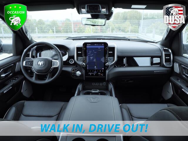 Dodge 1500 RAM | Laramie | Premium Night | 3.0L I6 Hurricane | Crew Cab | 4X4 | Panorama | LPG | 14,4-inch Touchscreen | Passenger Display | Getoonde accessoires zijn verkrijgbaar tegen meerprijs