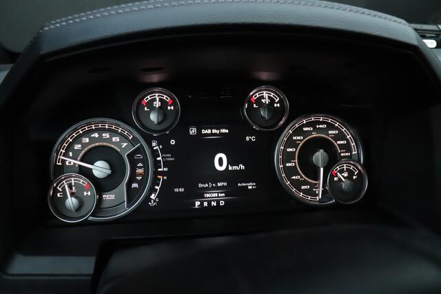 Dodge 1500 Ram 5.7 V8 Quad Cab 6'4 LAGE BIJTELLING !!! | LIMITED| LEDER | SCHUIFDAK | TREKHAAK | MEMORY | STOEL/STUURVERW. | ALPINE | STOELVERK. | CRUISE | NAVI | RAM BOX