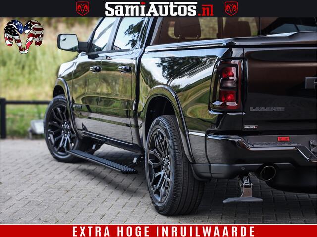 Dodge 1500 Ram Night Premium | Full Option | Eerste Eigenaar | De Meest Luxe Pick-Up in zijn Klasse | Comfortabele Dubbele Cabine met Royale 5 Zitplaatsen | Bom Vol |
